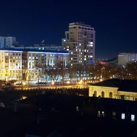 Апартаменти Династія, Центр, З Видом На Харків ハルキウ エクステリア 写真